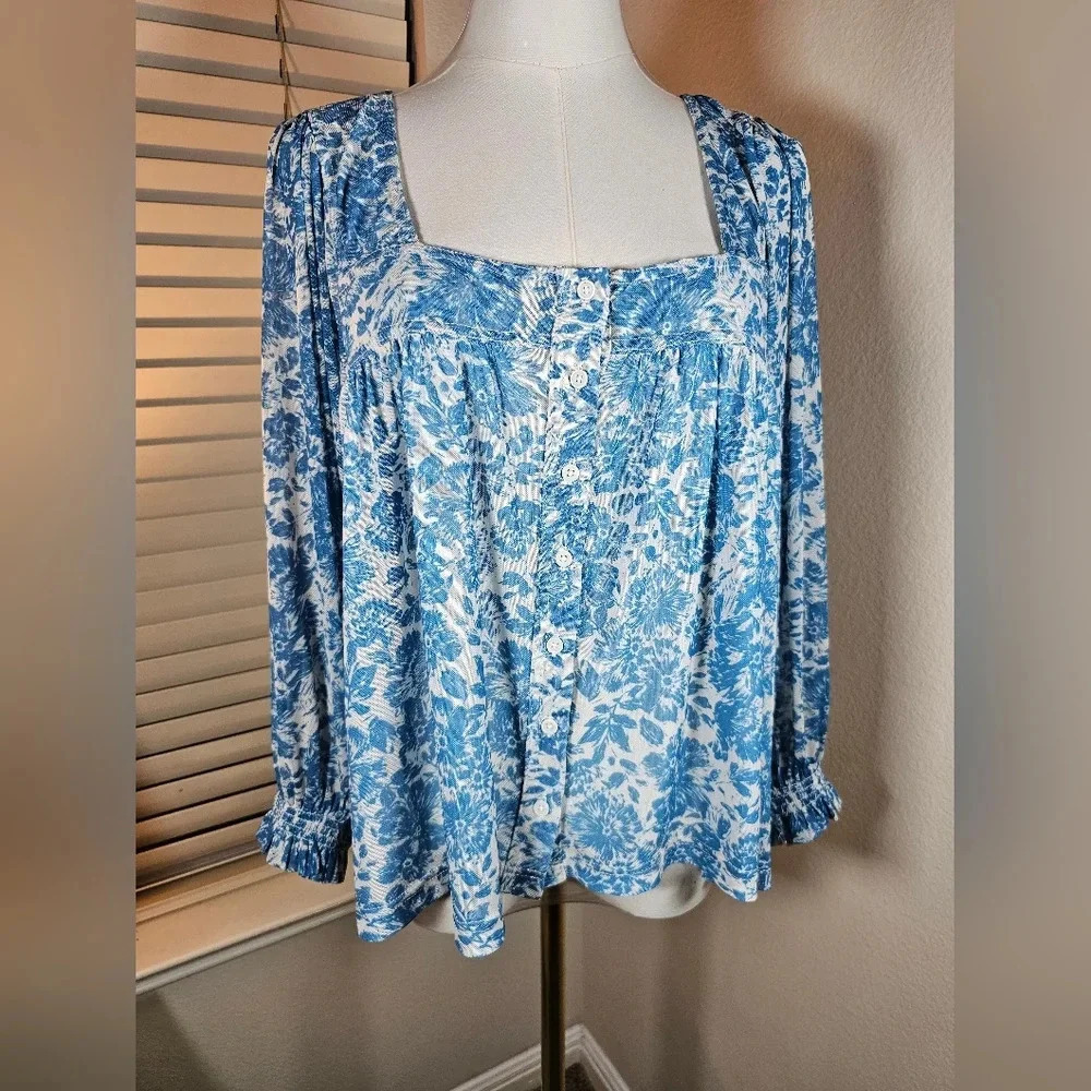 Beyond the Radar Medium Womens Blue Floral Print Long Sleeve Top Boho Flowy - Picture 4 of 13